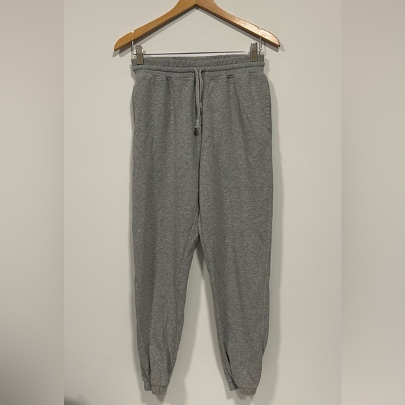 Jogging pants - Picture 1 of 2